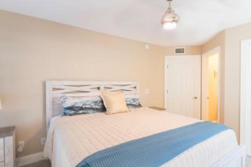 5213a Calle Menorca - Siesta Key Village Condo