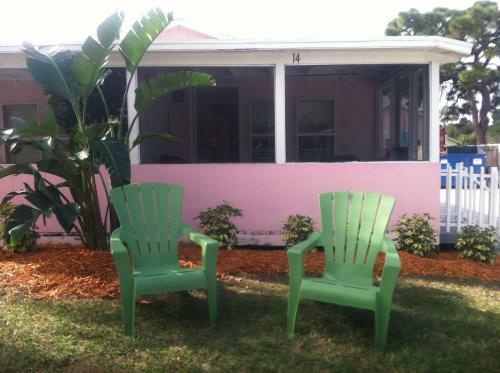 Hotel Pelican Island Cottages