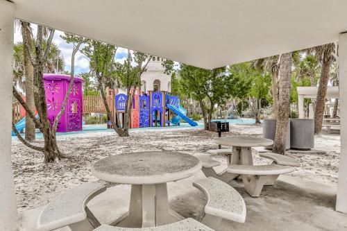 2 Bed 2 Bath Apartment In Siesta Key