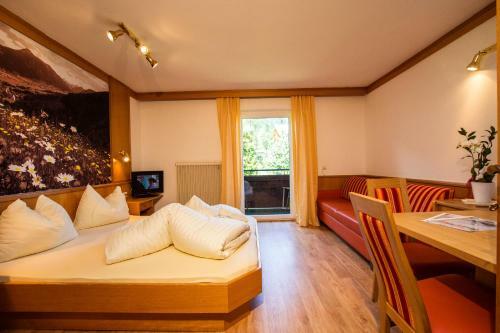 Hostal Apparthotel Panorama