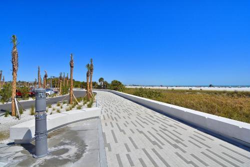 Apartamento New Listing! Tranquil Getaway 350? To Prized Beach Apts