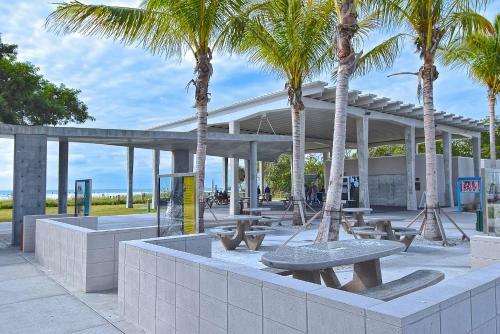Apartamento New Listing! Tranquil Getaway 350? To Prized Beach Apts