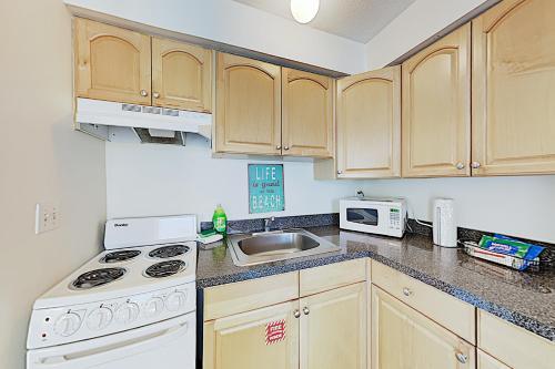 Apartamento New Listing! Tranquil Getaway 350? To Prized Beach Apts