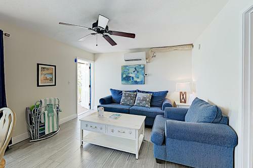 Apartamento New Listing! Tranquil Getaway 350? To Prized Beach Apts