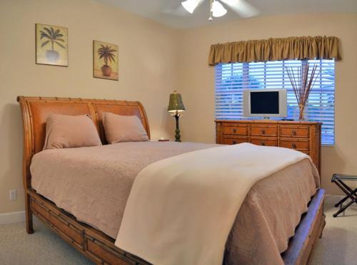 Siesta Avenida Townhome 5208