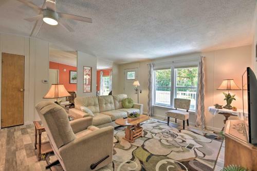House With Deck And Fireplace, Walk To State Park!