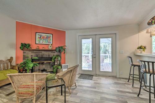 House With Deck And Fireplace, Walk To State Park!