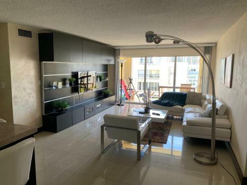 Apartamento Marbella Towers #605