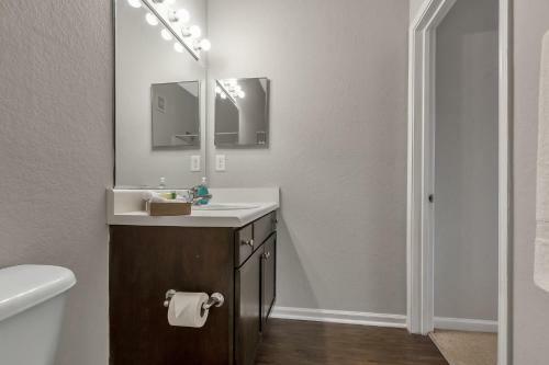 Apartamento Gorgeous Getaway In Frenchtown With Spa
