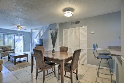 Townhome 4 Miles From Busch Gardens Tampa Bay