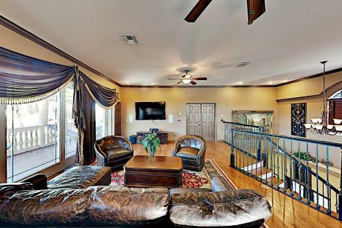 Waterfront Wonder - Pool, Dock & Outdoor Kitchen Home