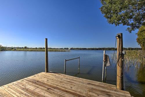 Waterfront Tampa House 6 Mi To Busch Gardens