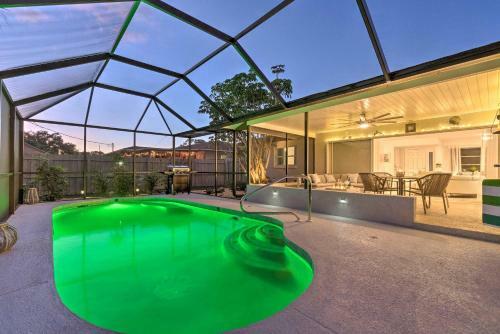 Luxurious Gulf Coast Villa With Pool And Beach Access!