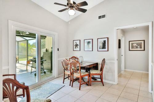 Jacaranda West Retreat