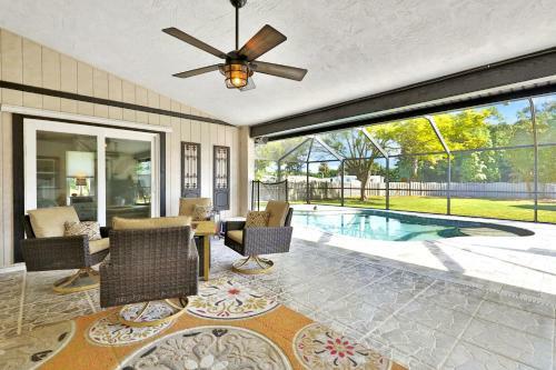 Jacaranda West Retreat