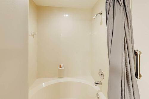 Apartamento Vista Verde Gem - Private Balcony, Fairway Views Condo
