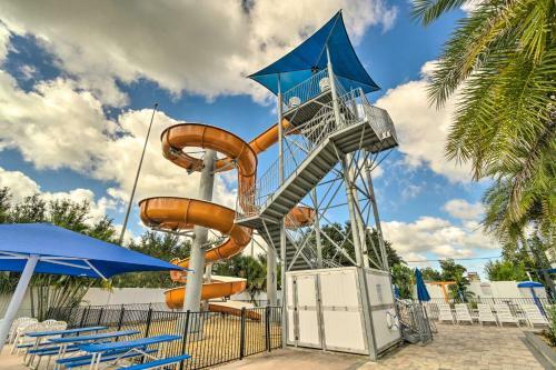 Vibrant And Pet-friendly Oasis With Resort Perks!