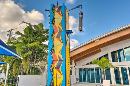 Vibrant And Pet-friendly Oasis With Resort Perks!