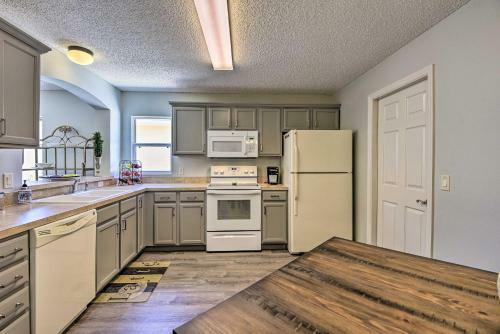 Courtyard Villa With Lanai, Community Amenities