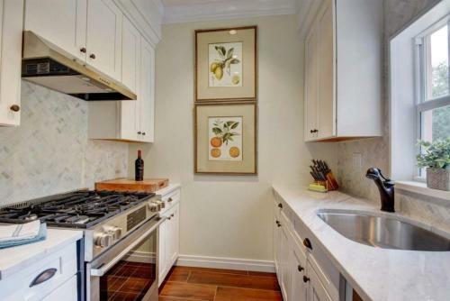 Sunny Days Walking Distance To Everything! Villa