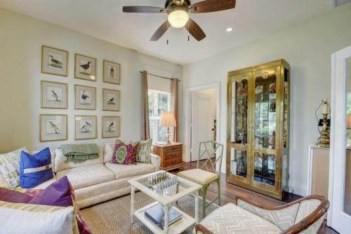 Sunny Days Walking Distance To Everything! Villa
