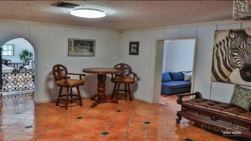 4 Acre Property & Mansion Sleeps 28 ?the Hacienda?
