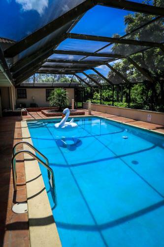 4 Acre Property & Mansion Sleeps 28 ?the Hacienda?