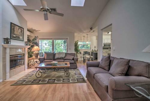 Vero Beach Pet-friendly Home 1 Mi To Beach!