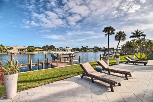 Lavish Vero Beach Escape With Hot Tub And Dock!