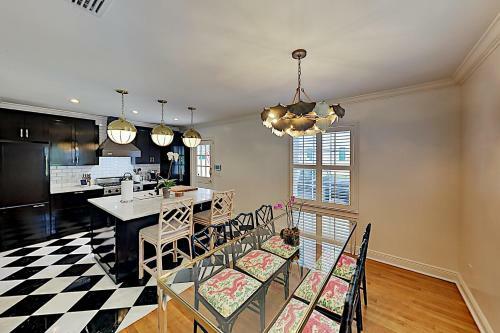 Colonial Home With Modern Updates & Private Pool Home