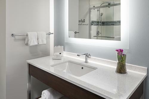 Even Hotel Alpharetta - Avalon Area, An Ihg Hotel