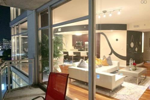 Apartamento Exquisite Polished Panoramic Buckhead Penthouse-designed