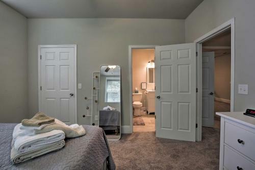 Hip And Spacious Home 5 Miles To Dtwn Atlanta!