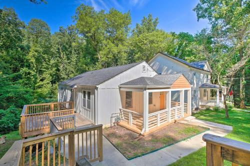 Hip And Spacious Home 5 Miles To Dtwn Atlanta!