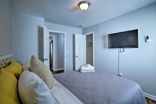 Hip And Spacious Home 5 Miles To Dtwn Atlanta!