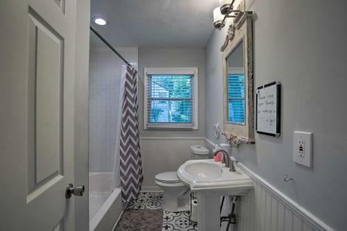 Hip And Spacious Home 5 Miles To Dtwn Atlanta!