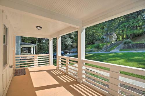Hip And Spacious Home 5 Miles To Dtwn Atlanta!