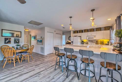 Withlacoochee River House With Dock And Kayaks!