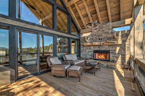 Bear Claw Cabin By Escape To Blue Ridge