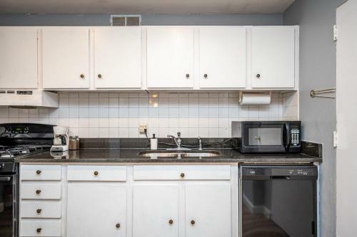 Apartamento Atlanta Downtown! City View! 2bd! King Bed! L403