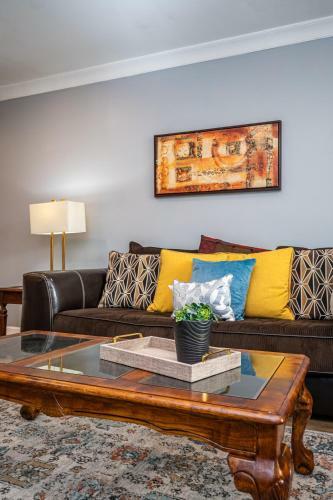 Apartamento Atlanta Downtown! City View! 2bd! King Bed! L403