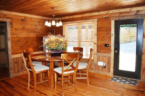 Lazy Creek Retreat