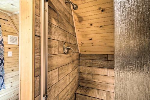 Creekside Blue Ridge Cabin With Decks And Grill!
