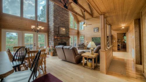Cubs Cabin By Escape To Blue Ridge