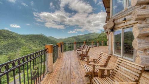 Falling Waters Lodge By Escape To Blue Ridge