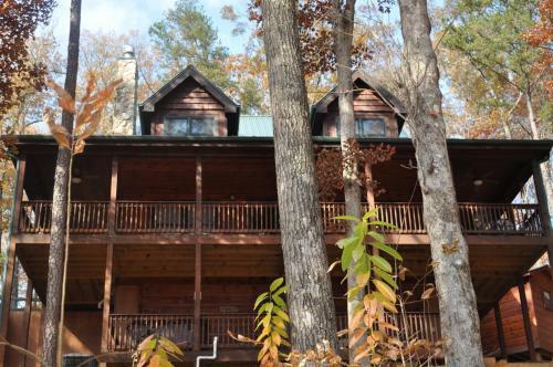 100 Acre Wood- Blue Ridge 7 Mi, Near Ocoee River