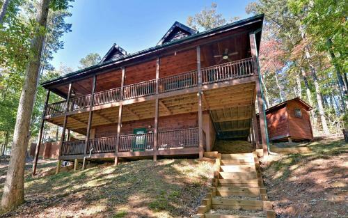 100 Acre Wood- Blue Ridge 7 Mi, Near Ocoee River