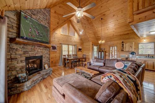 Mountain Bear Lodge By Escape To Blue Ridge