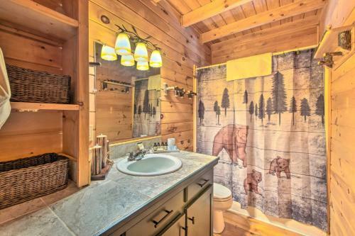Creekside Cabin In The Blue Ridge Mountains!