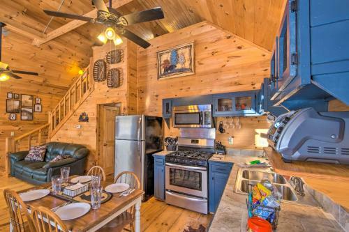 Creekside Cabin In The Blue Ridge Mountains!